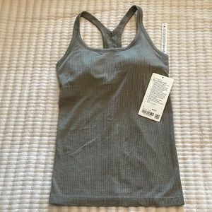 Lululemon EBB to Street Tank